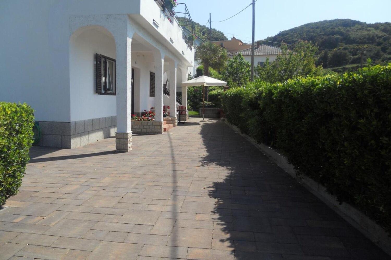 Apartments Ivo - With Terrace Supetarska Draga Eksteriør billede